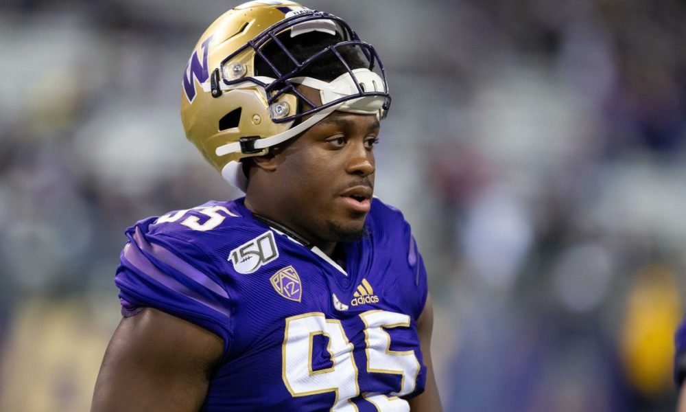 Long-Lost Ex-Husky Onwuzurike Returns to Lions' Practice - Sports  Illustrated Washington Huskies News, Analysis and More