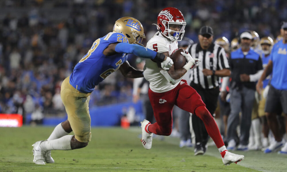 Match-up History: the Washington Huskies vs. the UCLA Bruins – Realdawg.com