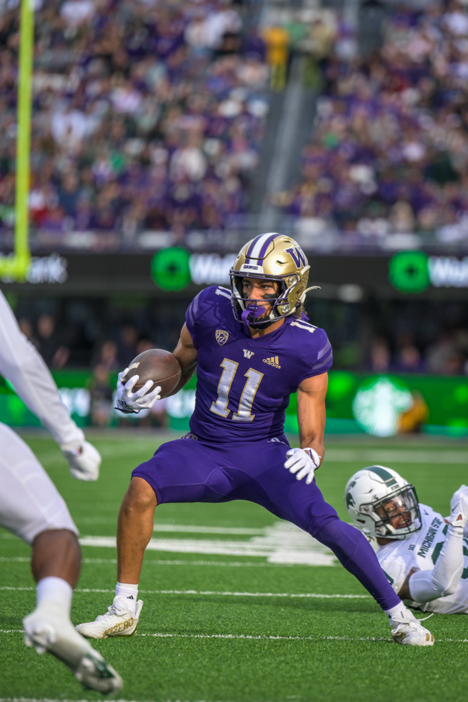 Washington Break into Top 25 of Coaches Poll