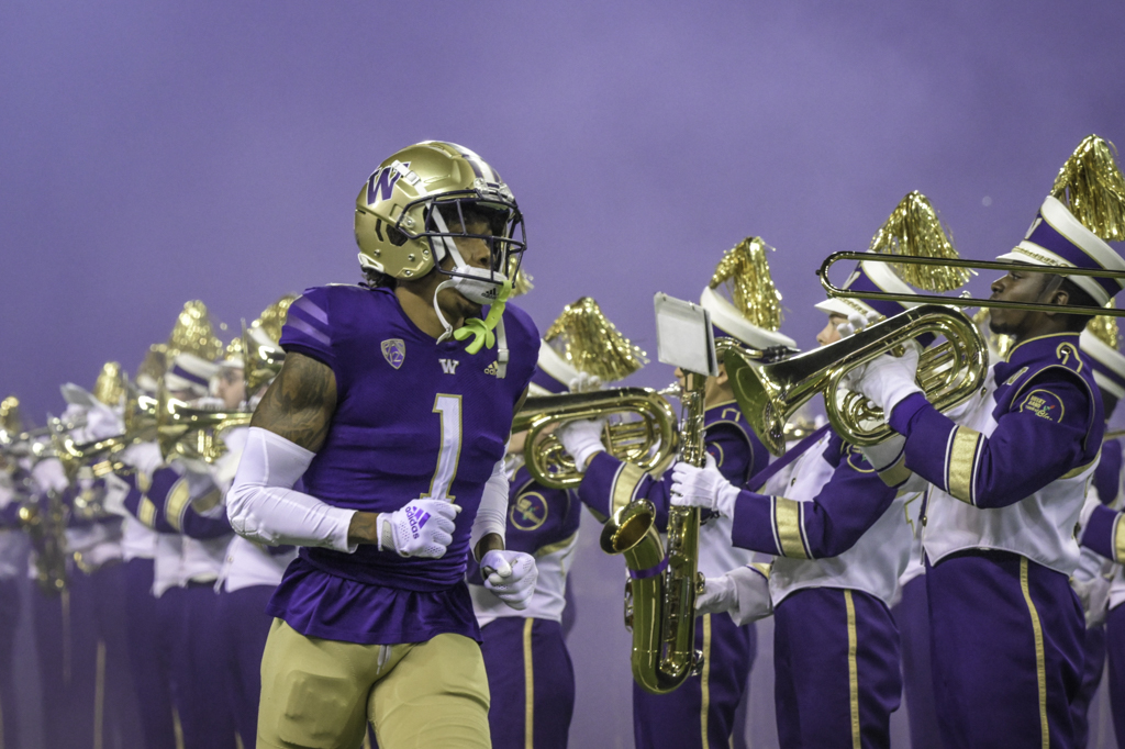 LISTEN: 4th and Inches Podcast Previews Washington at UCLA